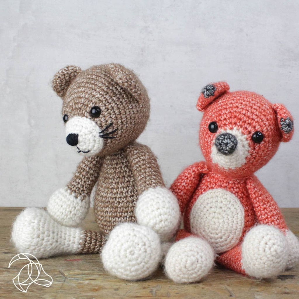 Splinter Fox Crochet Kit - DIY Amigurumi Fox | Hardicraft